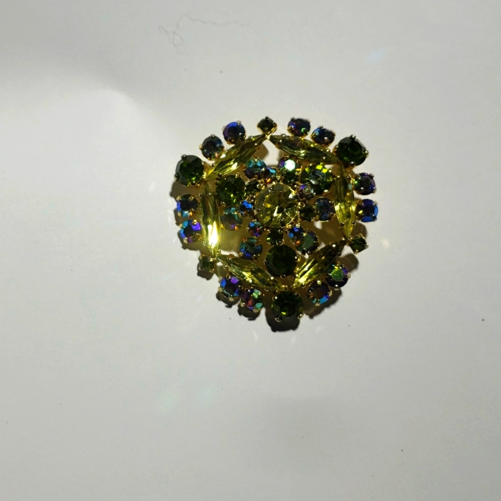 Vintage crystal brooch